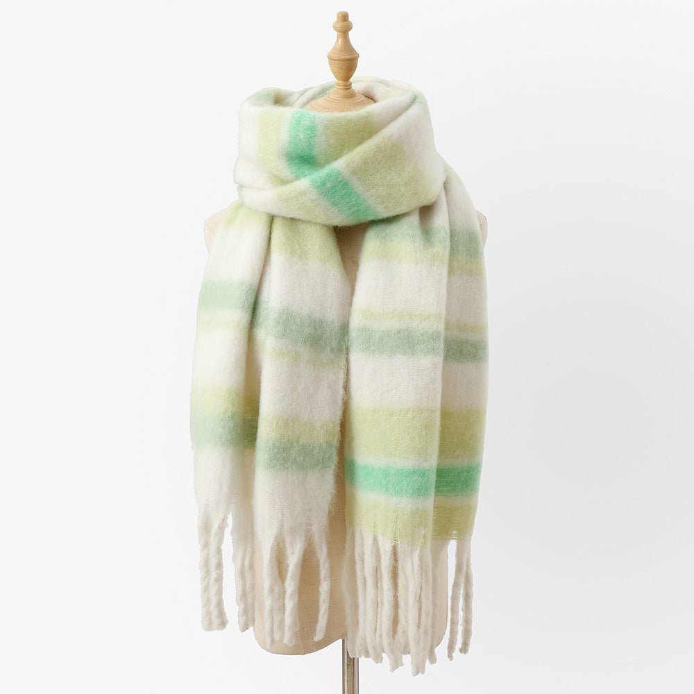 Céleste Bouchard Charming Cuddle Scarf - Intofa