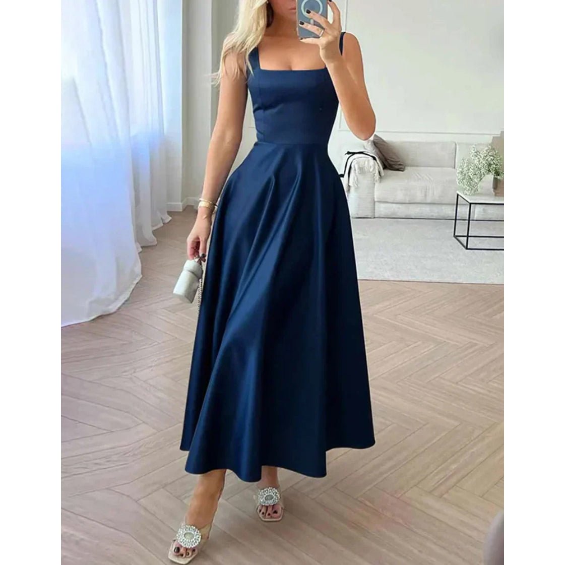 Chloé Rousseau Étoile Midi Dress - Intofa