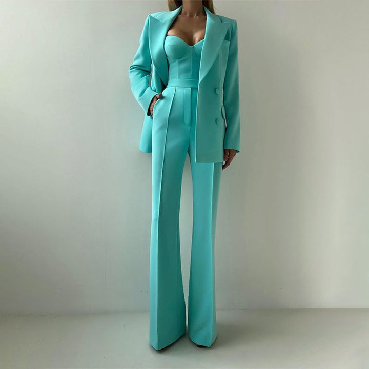 Chloé Rousseau Maison Orléans Suit