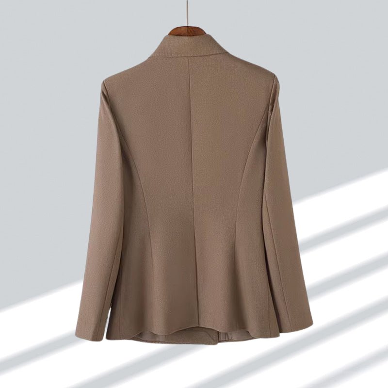 Céleste Bouchard Executive Chic Set - Intofa