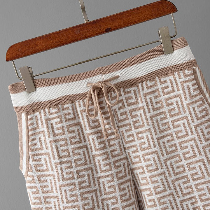 Chloé Rousseau Abstract Beauty Duo Set - Intofa