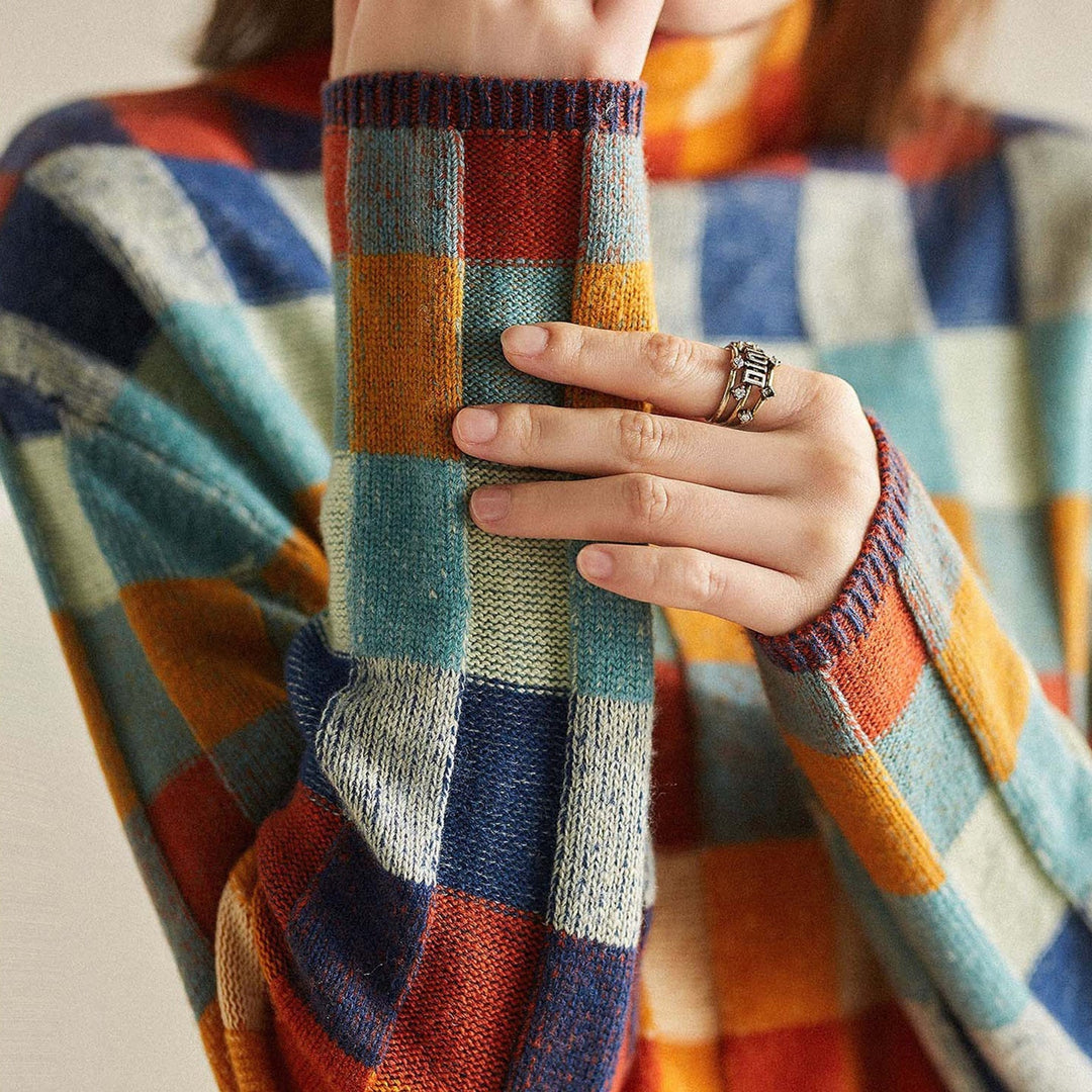 Chloé Rousseau Checkered Cozy Sweater - INTOFA