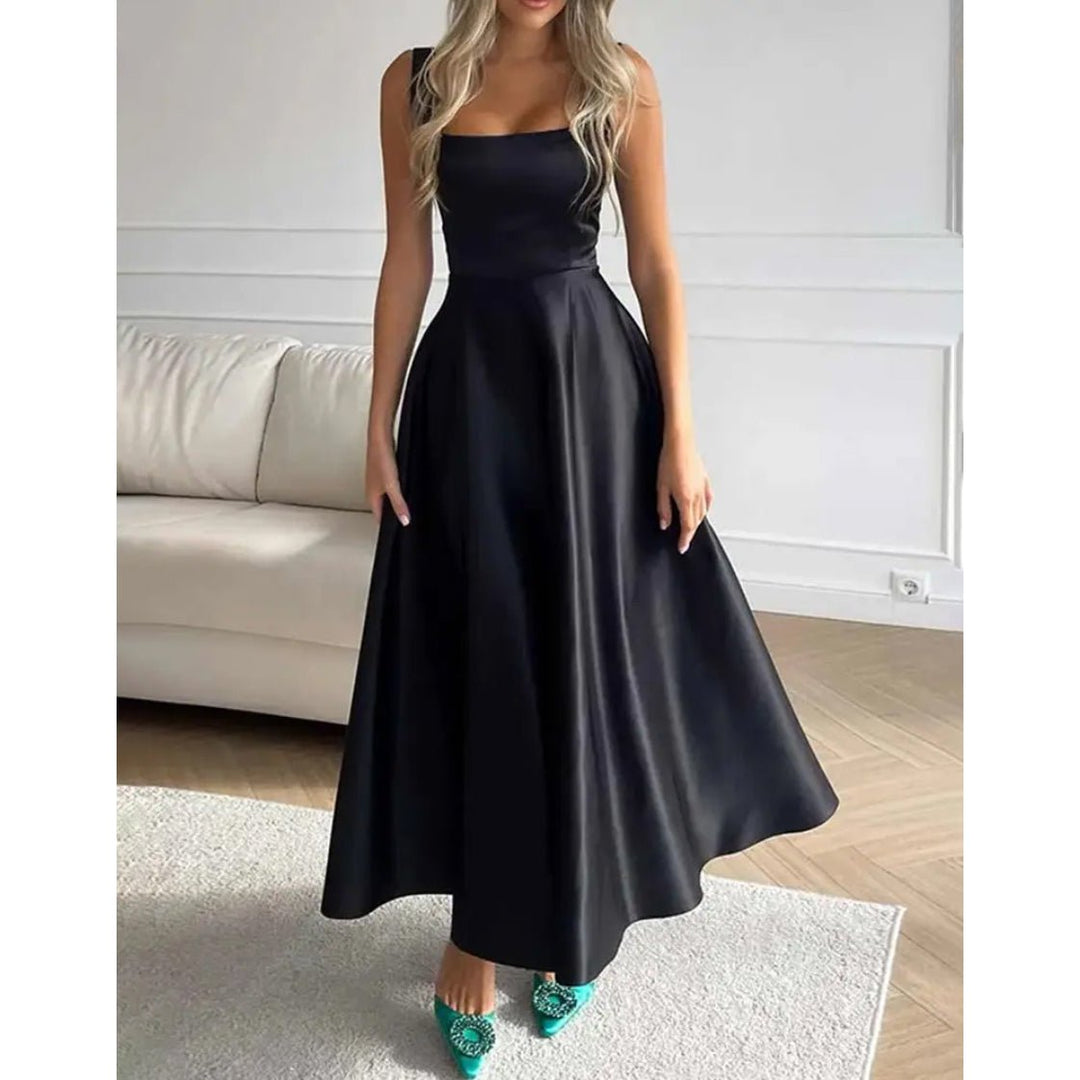 Chloé Rousseau Étoile Midi Dress - Intofa