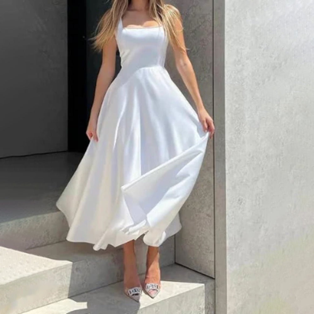 Chloé Rousseau Étoile Midi Dress - Intofa