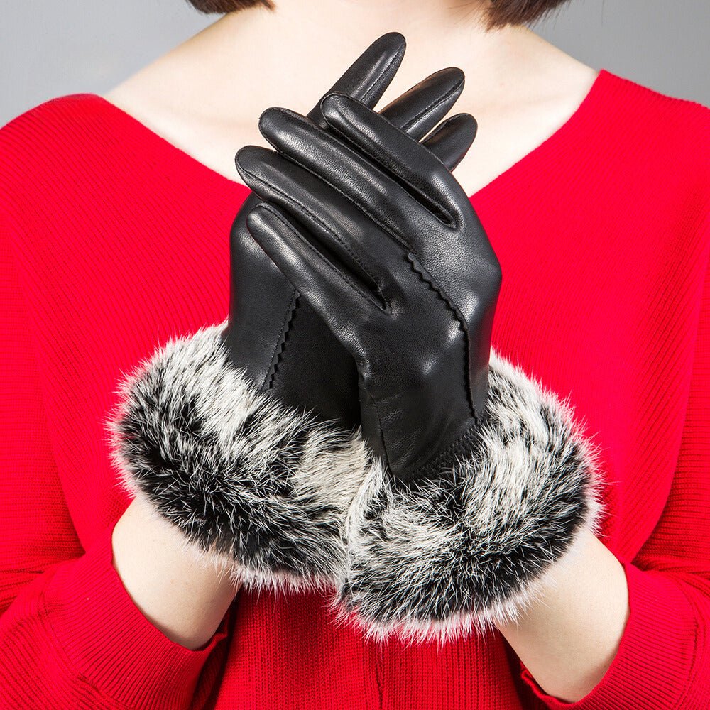 Chloé Rousseau Noble Leather Gloves - INTOFA