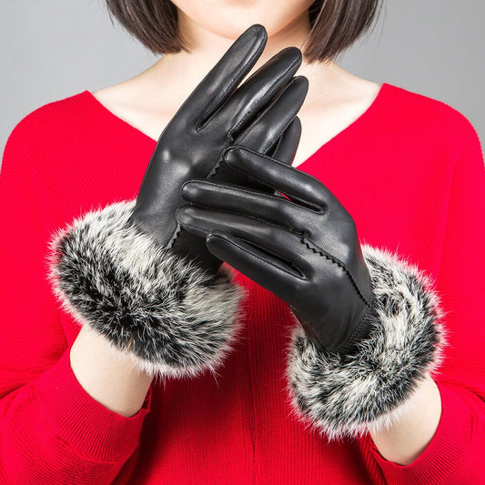 Chloé Rousseau Noble Leather Gloves - INTOFA