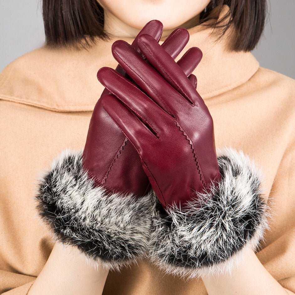Chloé Rousseau Noble Leather Gloves - INTOFA