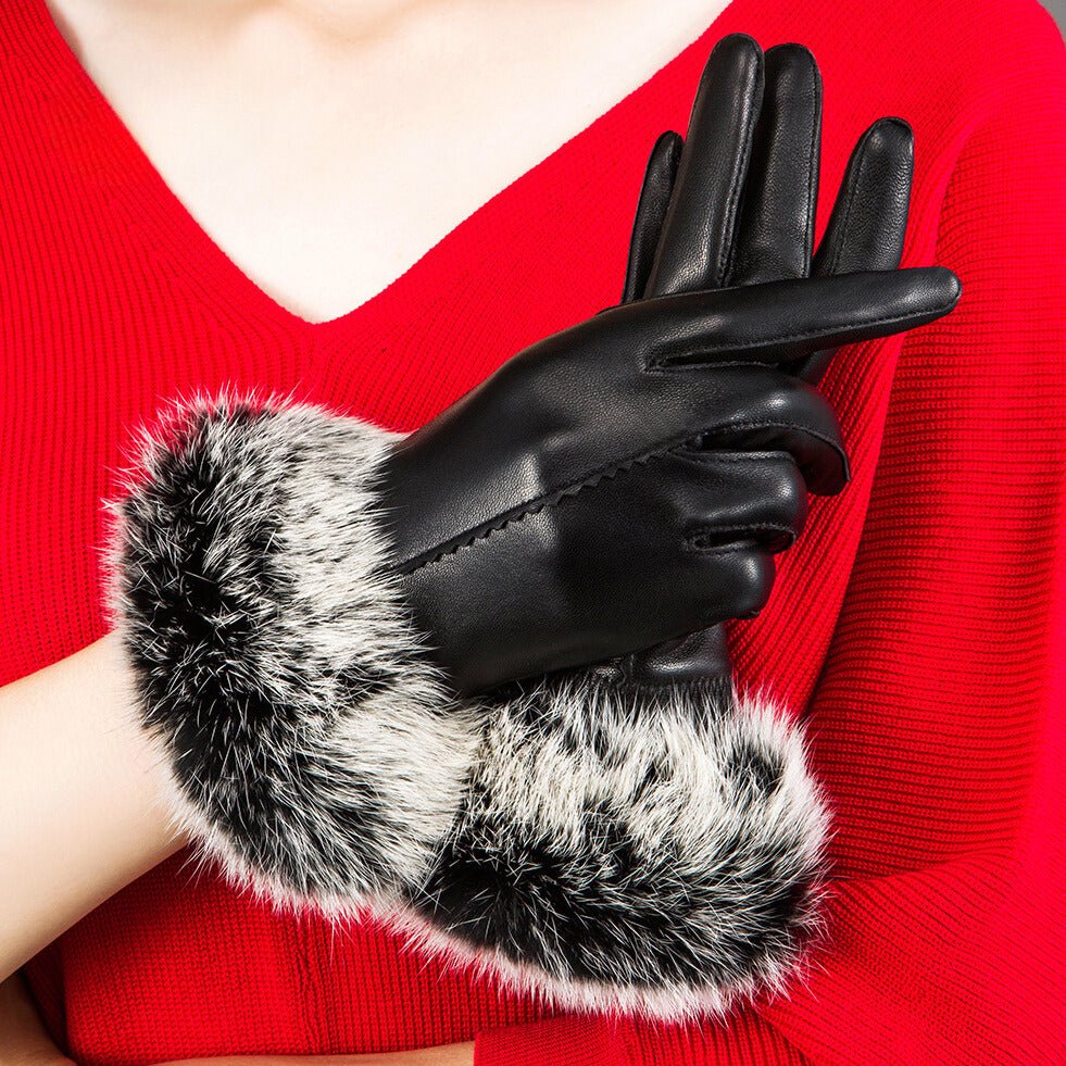 Chloé Rousseau Noble Leather Gloves - INTOFA