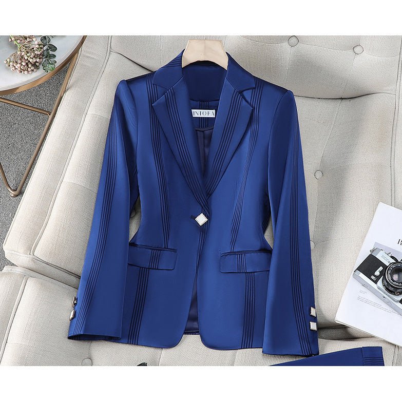 Chloé Rousseau Regal Poise Set - Intofa