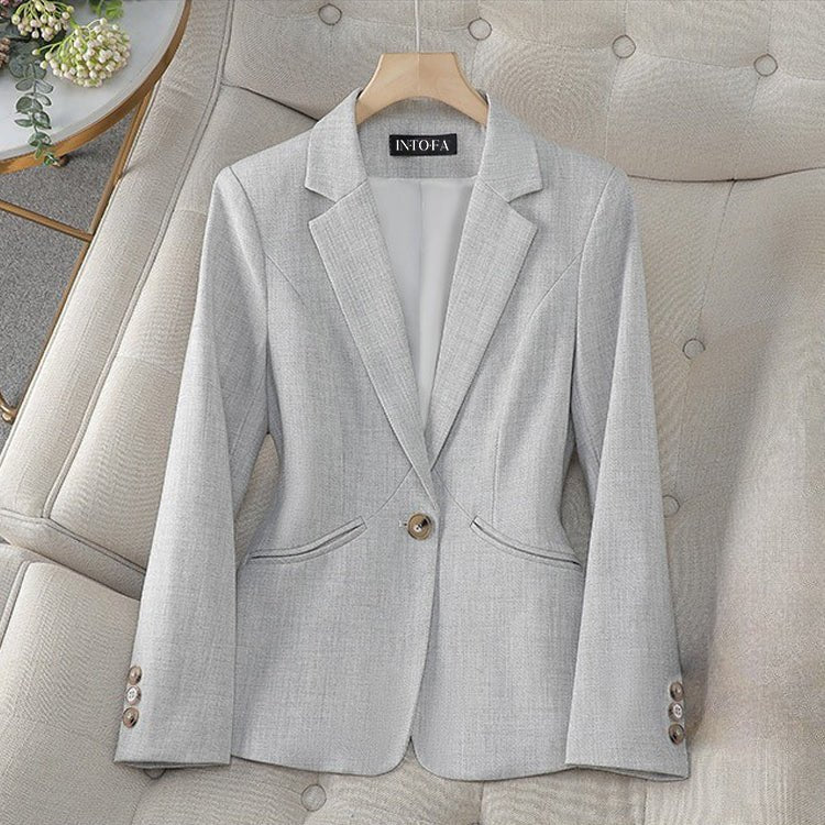 L'Affaire Blazer by Chloé Rousseau - Intofa