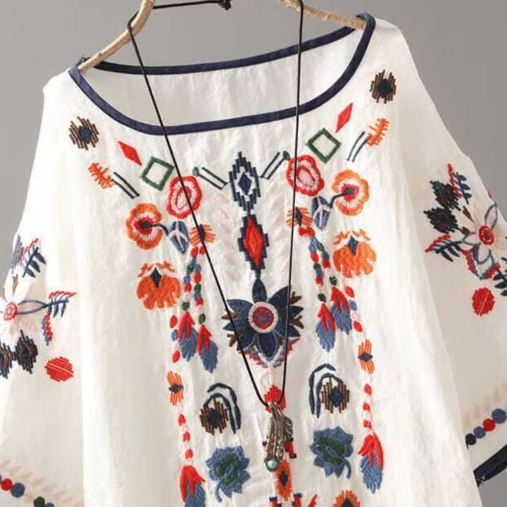 L’Artisan Folk Shirt by Chloé Rousseau - Intofa
