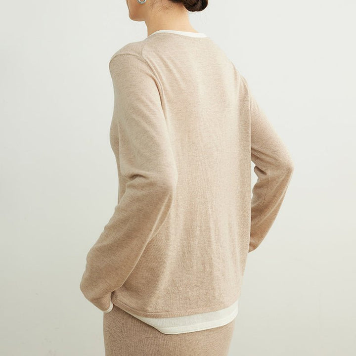 Vivian Prescott Classic Elegance Sweater - Intofa