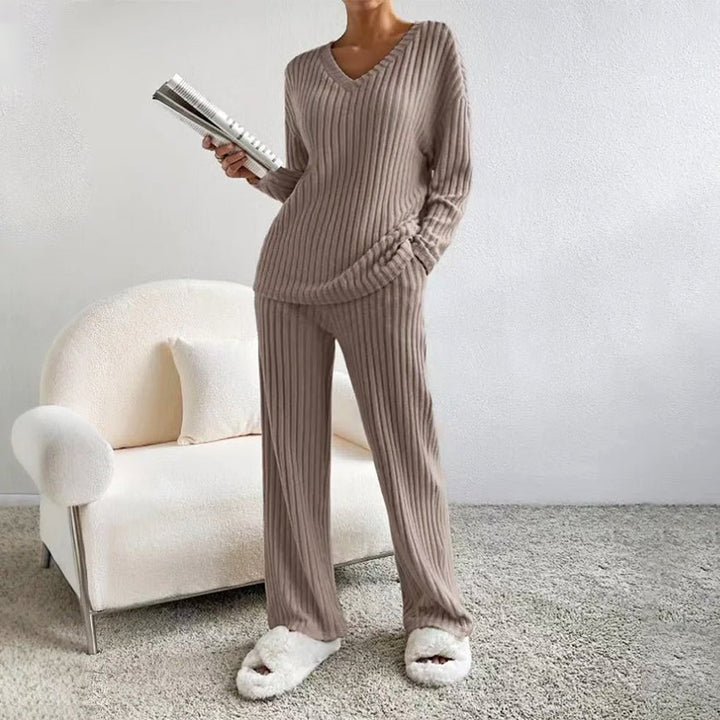 Vivian Prescott Eterna Knit Set - Intofa