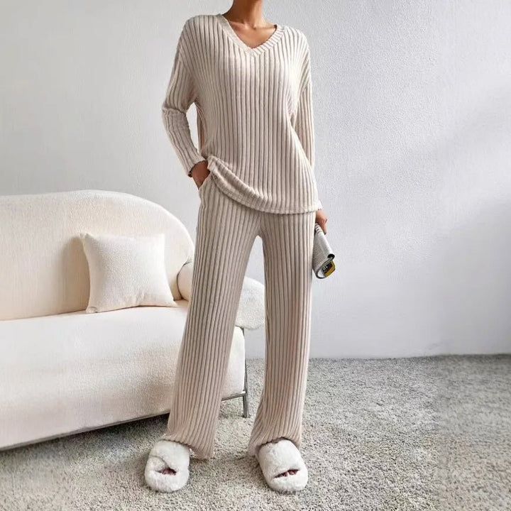 Vivian Prescott Eterna Knit Set - Intofa