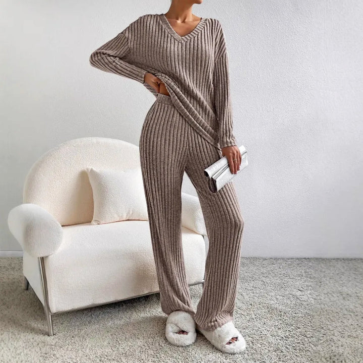Vivian Prescott Eterna Knit Set - Intofa